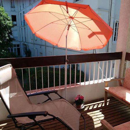 Le Pardeilhan Appt Chaleureux, Lumineux Avec Terrasse Et Parking En Coeur De Ville Bagnères-de-Luchon Zewnętrze zdjęcie