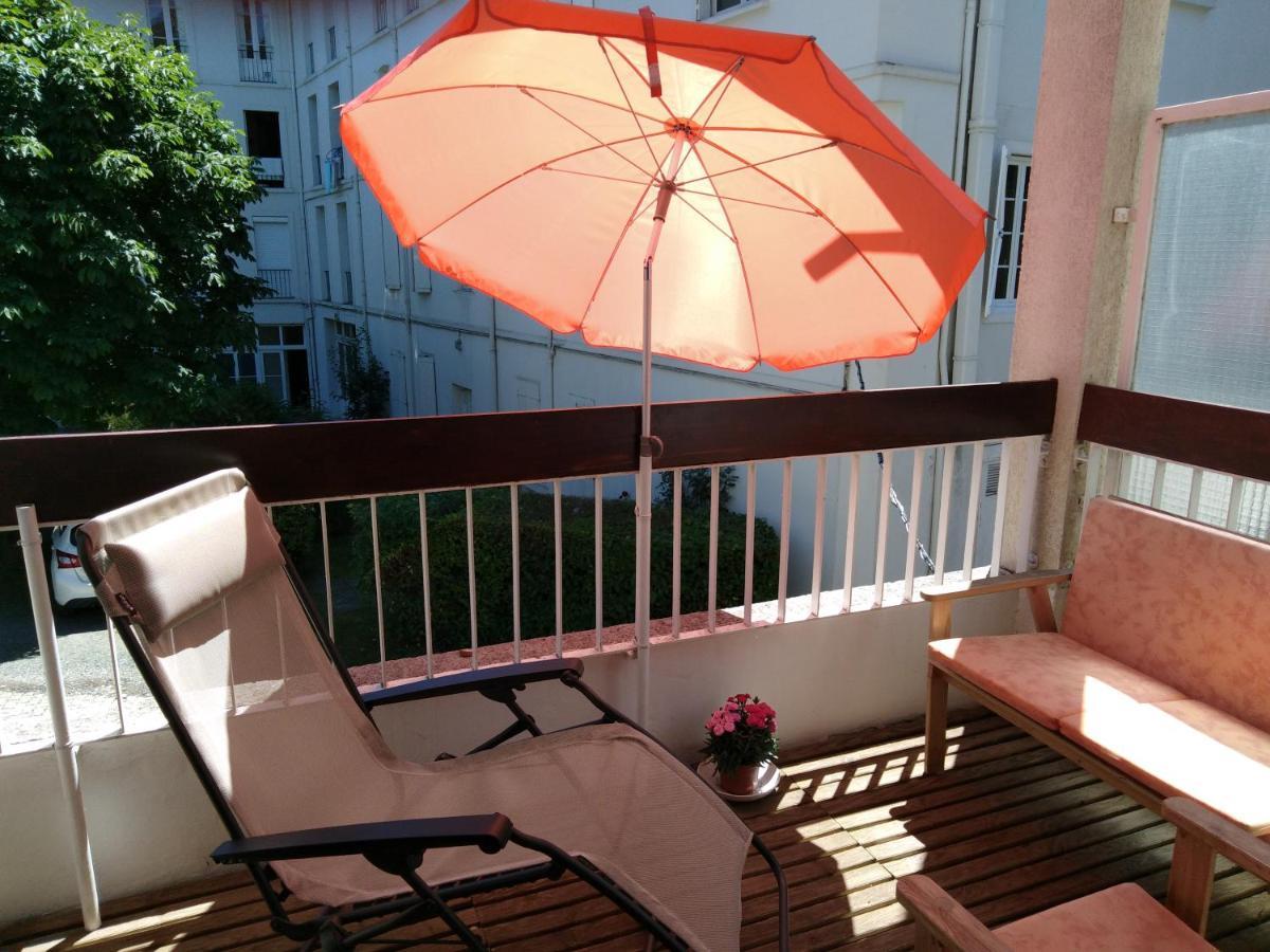 Le Pardeilhan Appt Chaleureux, Lumineux Avec Terrasse Et Parking En Coeur De Ville Bagnères-de-Luchon Zewnętrze zdjęcie
