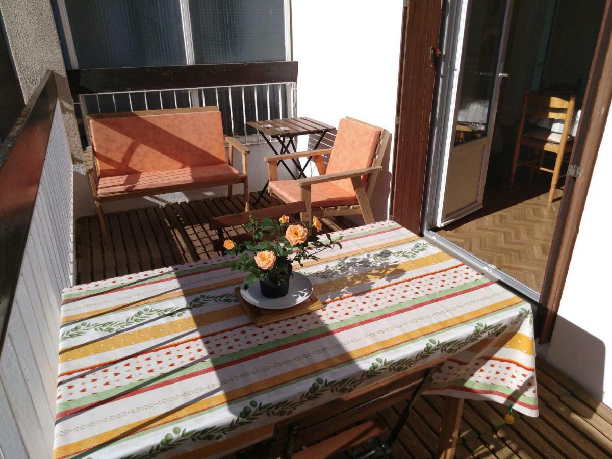 Le Pardeilhan Appt Chaleureux, Lumineux Avec Terrasse Et Parking En Coeur De Ville Bagnères-de-Luchon Zewnętrze zdjęcie
